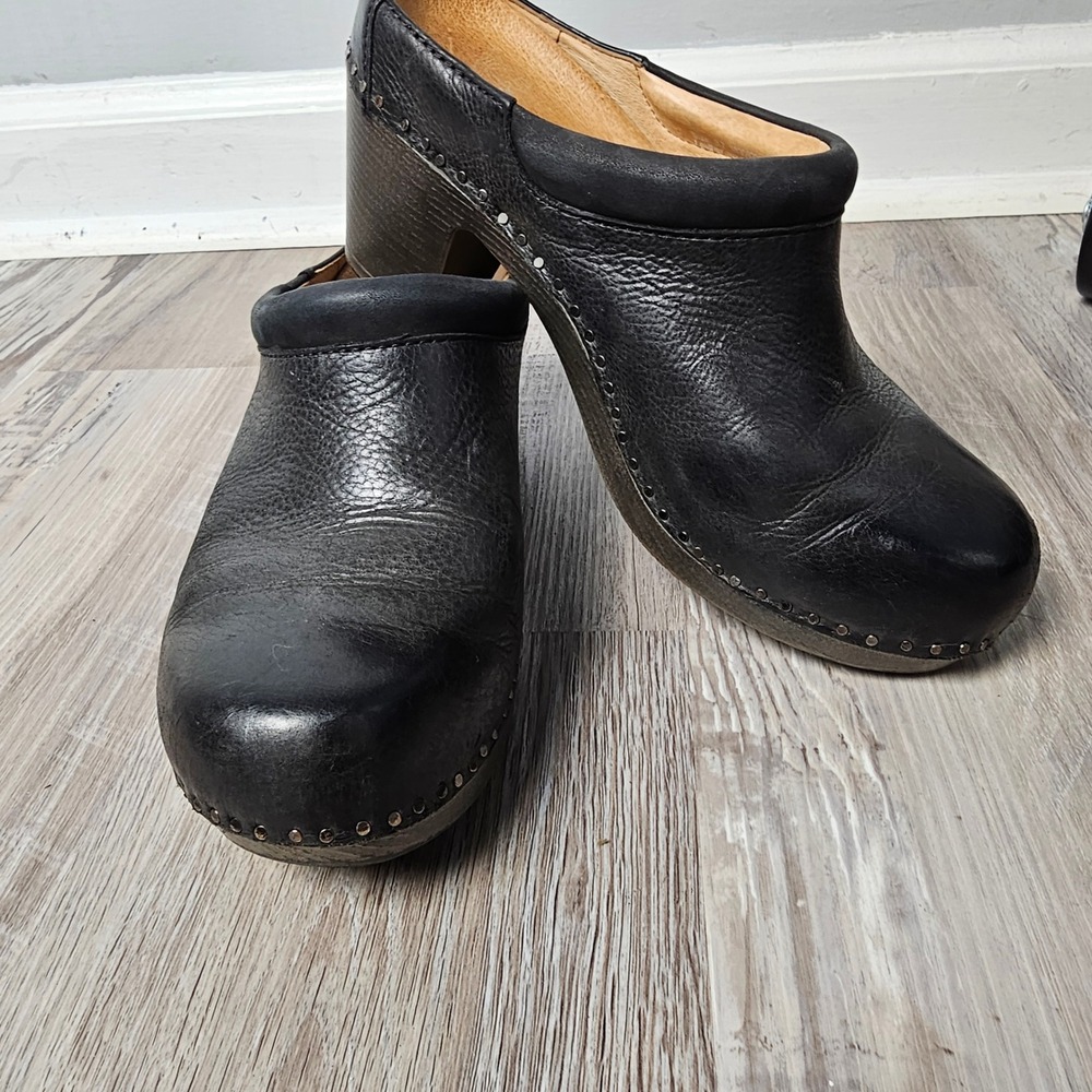 Dansko Women Sammy Leather Clogs 37 Black Milled Burnished Classic 1830029400